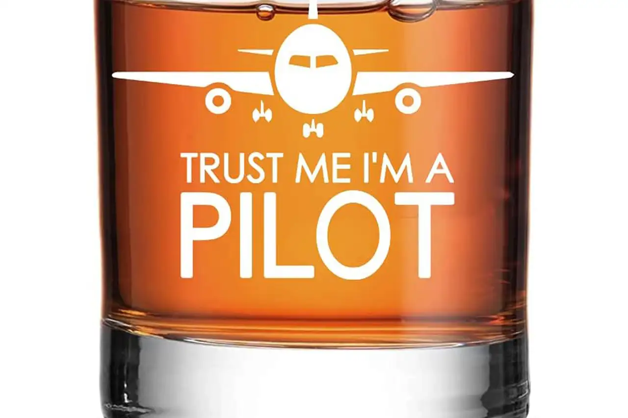 "Trust Me, I'm a Pilot" Whiskey Glass